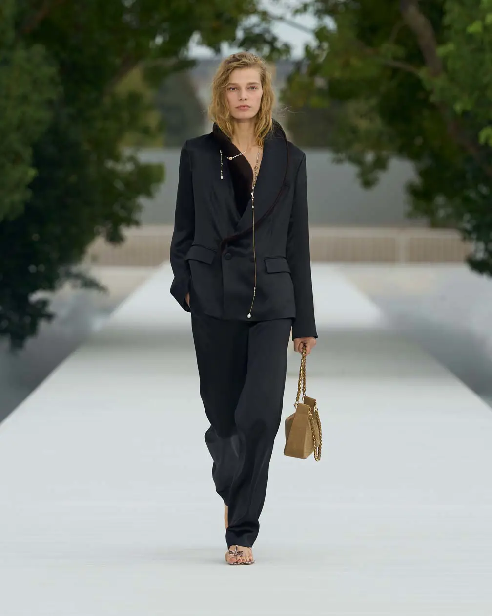 Dior Moda Donna ready-to-wear Primavera-Estate 2027 Foto: Copyright © Dior Press