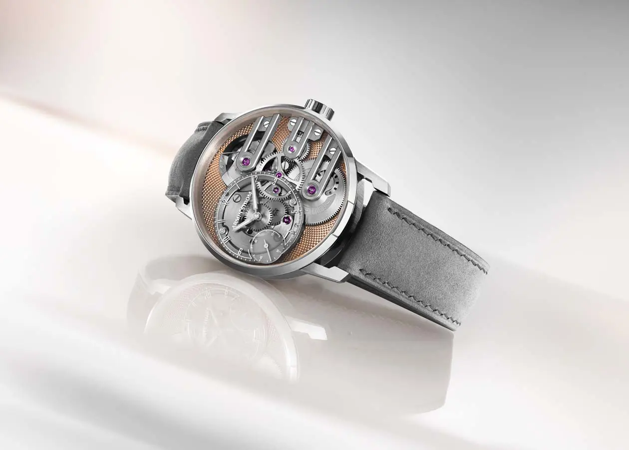 Gravity Equal Force Ultimate Sapphire Salmon di Armin Strom Foto: Copyright © Armin Strom