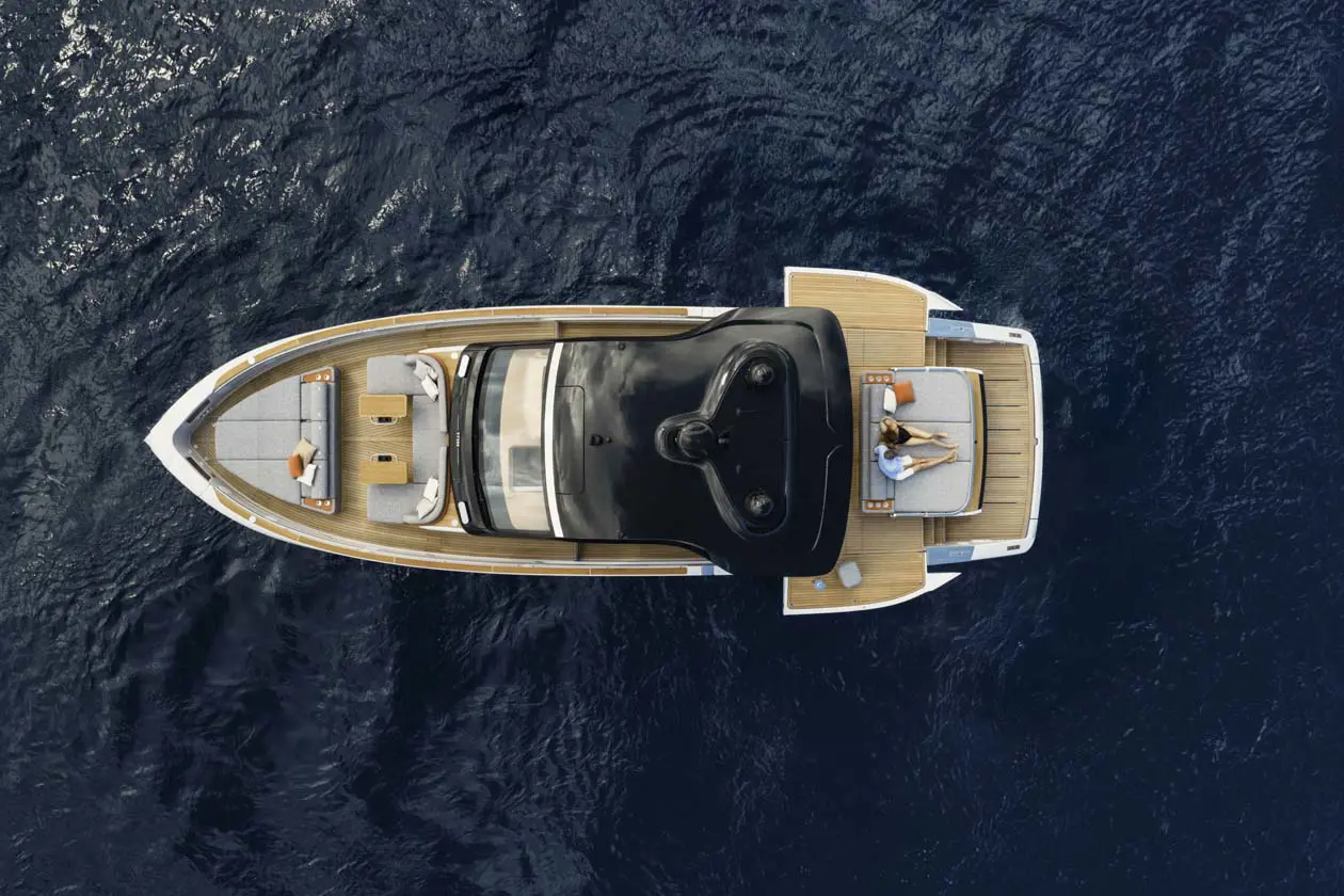 Invictus Yacht TT550 Foto: Copyright © Invictus Yacht