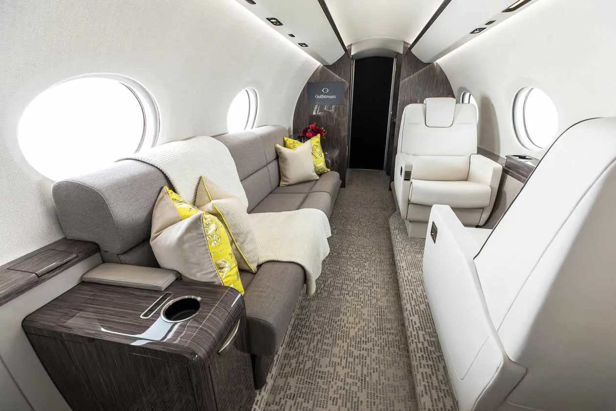 Il nuovo Gulfstream G300 Copyright © Gulfstream Aerospace Corp.