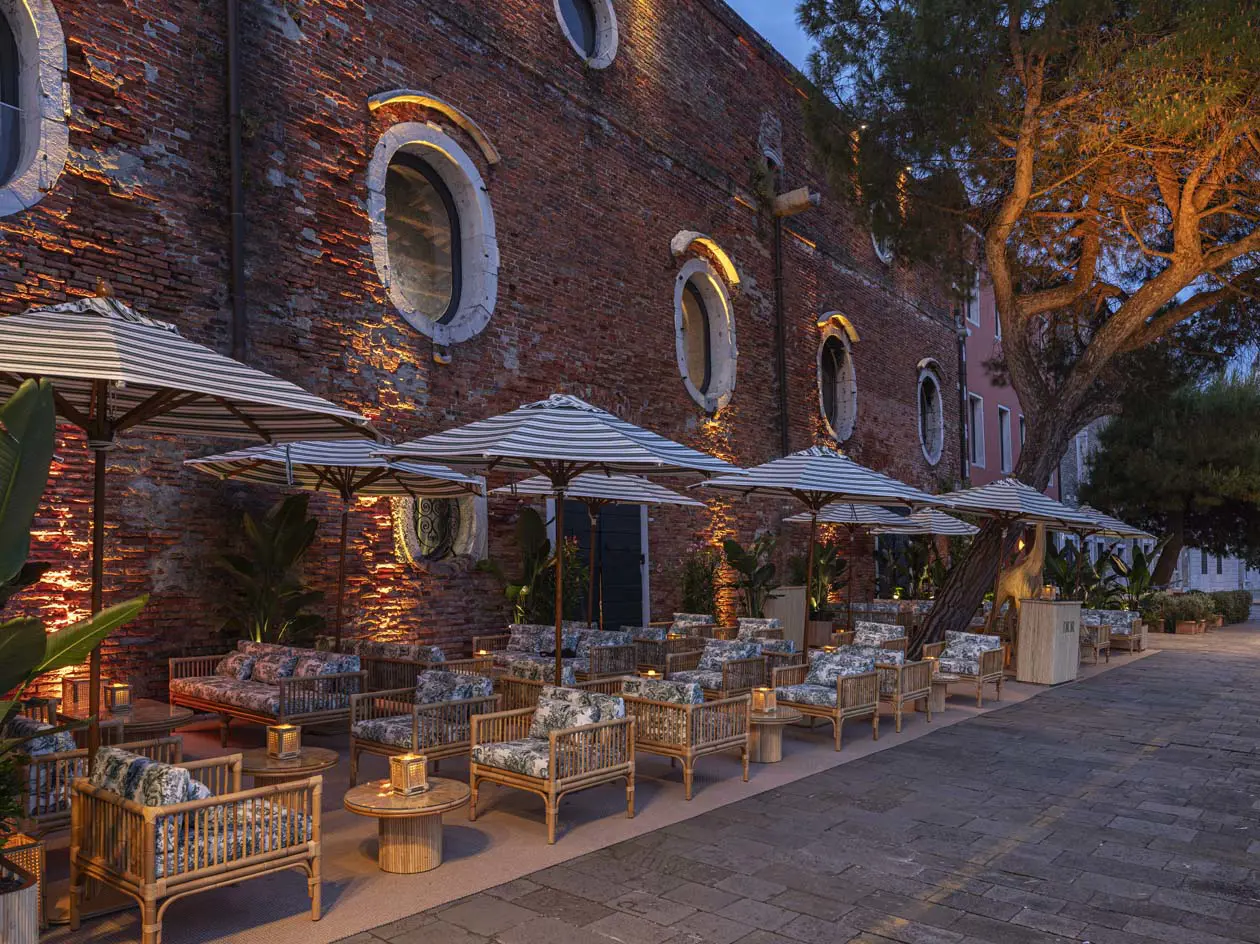DIORIVIERA Hotel Cipriani, a Belmond Hotel, Venezia Pop-Up and Bacaro Dior Copyright © Ph: Kristen Pelou