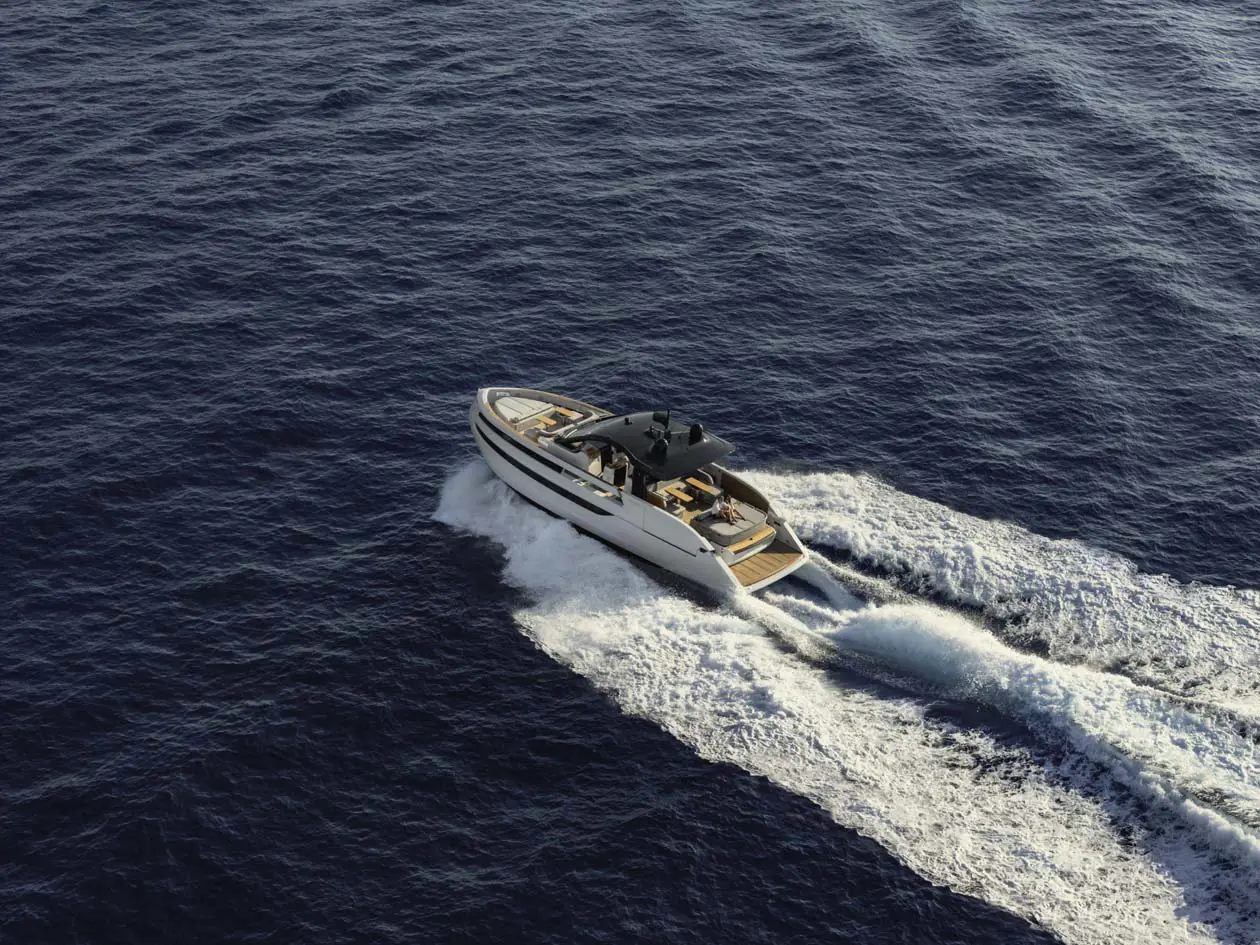 Invictus Yacht TT550 Foto: Copyright © Invictus Yacht