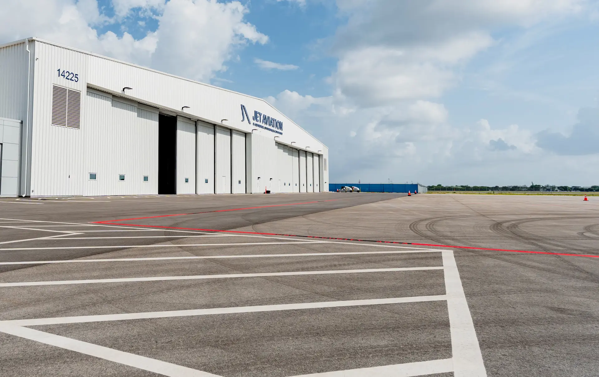 FBO Jet Aviation Miami-Opa Locka. Foto: Copyright ©  Ufficio stampa Jet Aviation