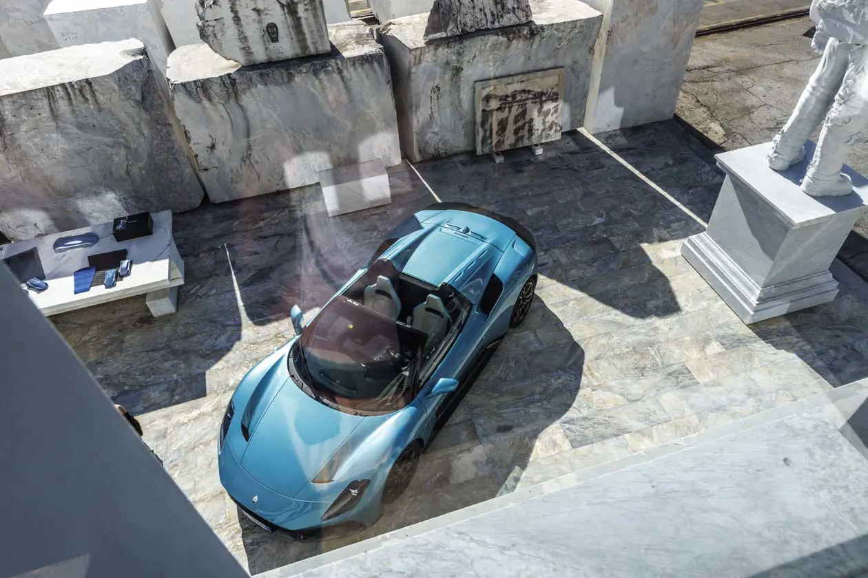 Maserati MCPURA, Int. Driving Experience, Atelier HENRAUX Copyright © Maserati