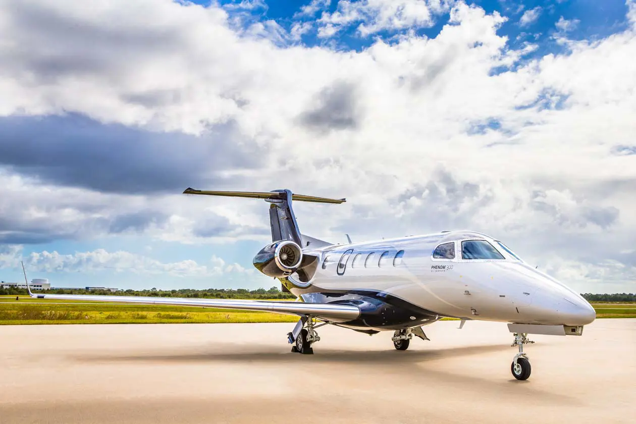 Phenom 300 jets by Embraer Copyright © Embraer