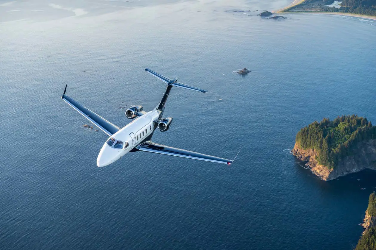 Embraer Phenom 300EV foto: Copyright © Embraer