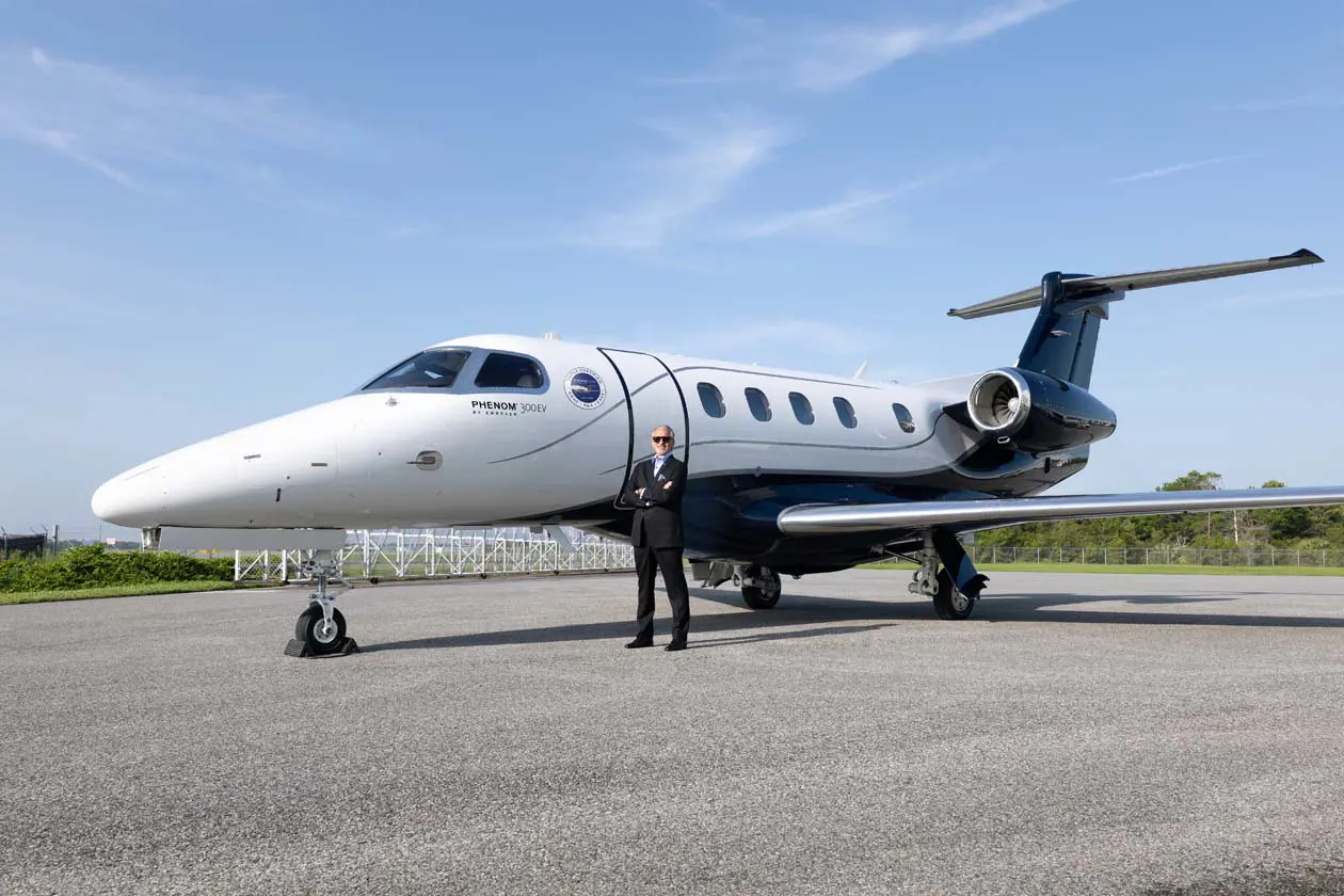 Embraer Phenom 300EV foto: Copyright © Embraer