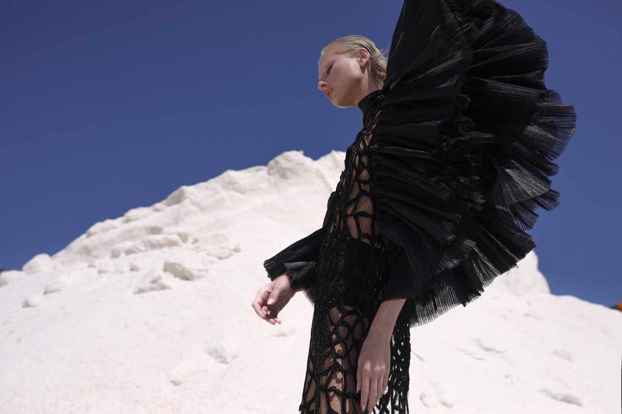 Juana Martin Autunno-Inverno 2021-2022 Haute Couture Collection