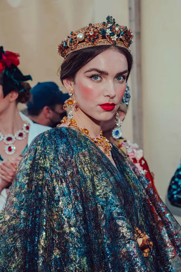 Dolce&Gabbana Alta Moda, Alta Sartoria e Alta Gioielleria sfilata a AlUla