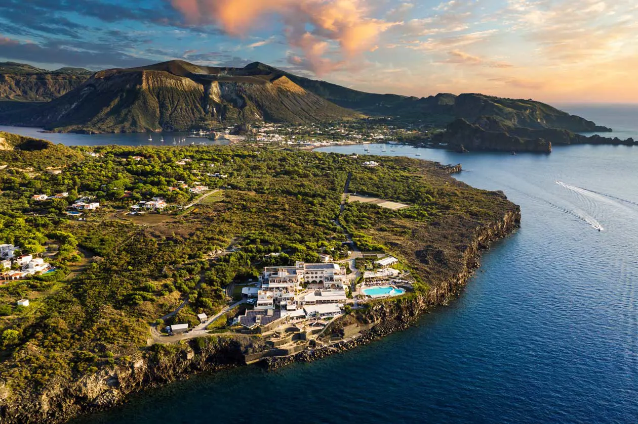 Therasia Resort Sea & Spa a Vulcano