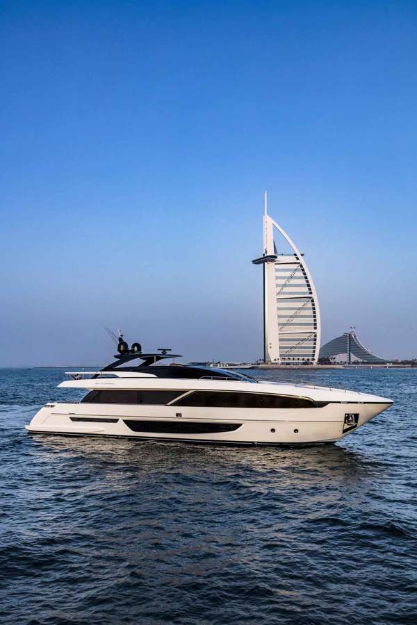 Riva 100' Corsaro, Dubai International Boat Show 2022