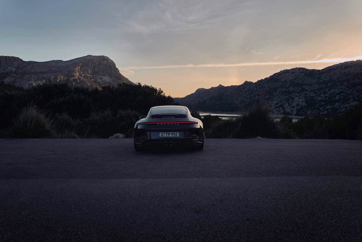 nuova Porsche 911 GT3 con pacchetto Touring