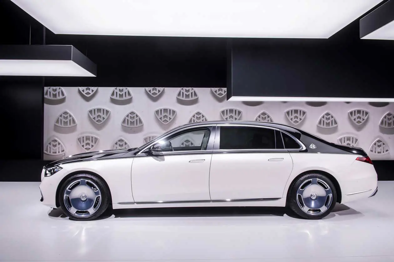 Nuova Mercedes-Maybach Classe S