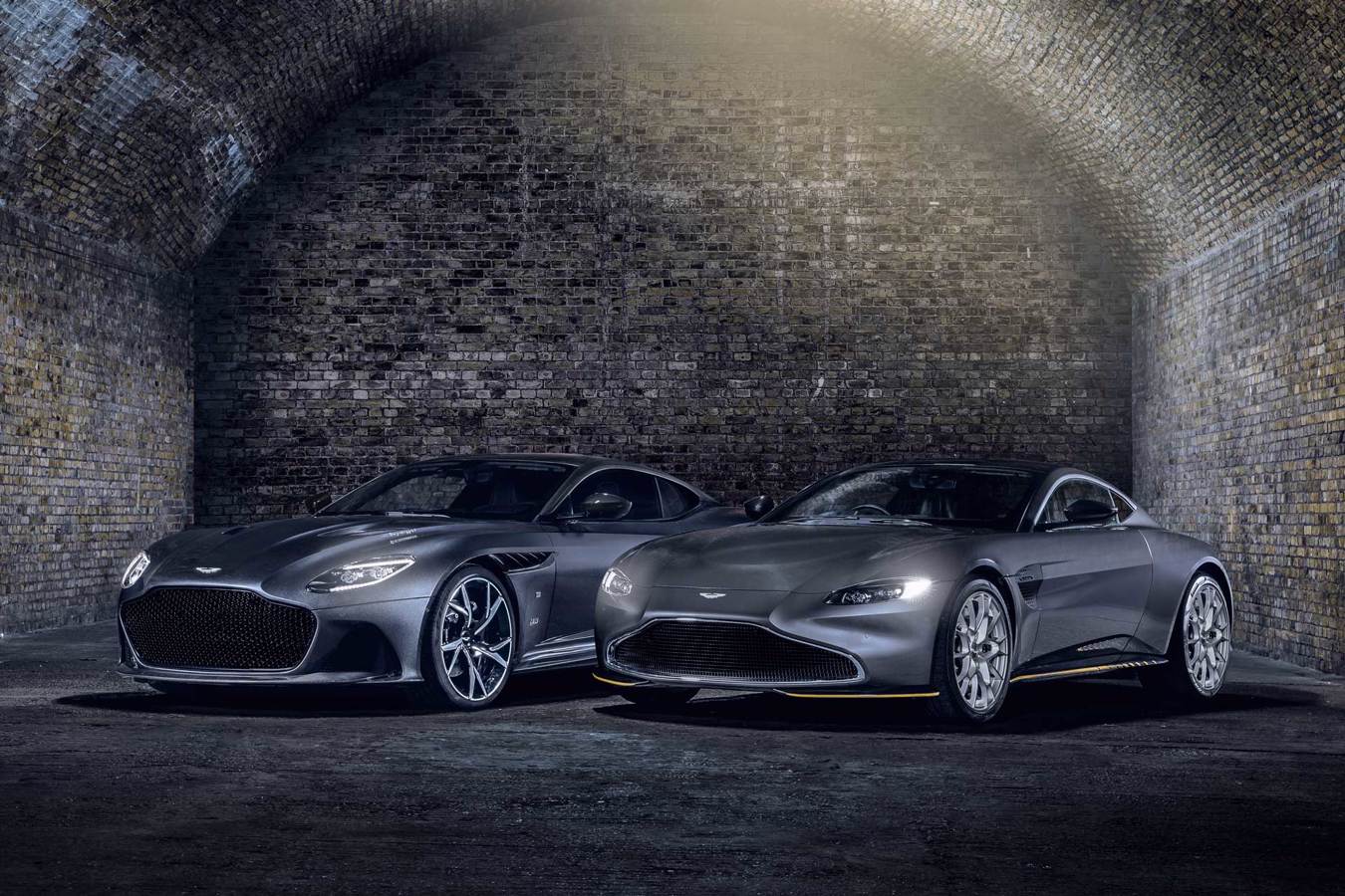Aston Martin Vantage 007 Edition e DBS Superleggera 007 Edition