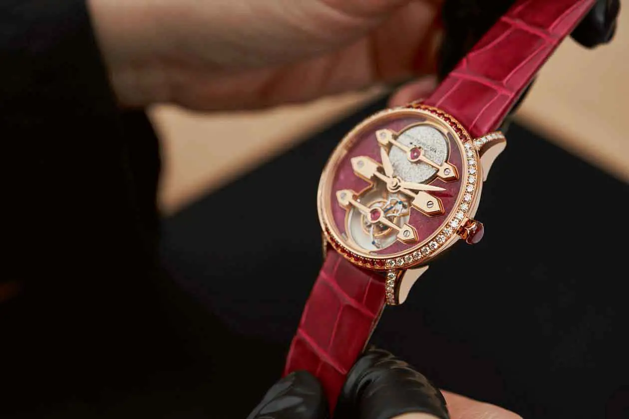 Tourbillon con Tre Ponti d'Oro Ruby Heart Girard-Perregaux