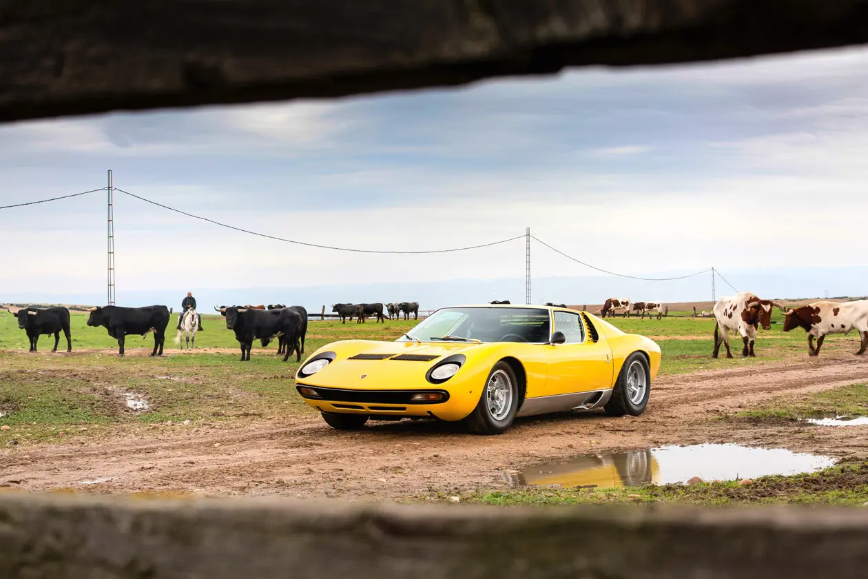 Lamborghini Miura SV