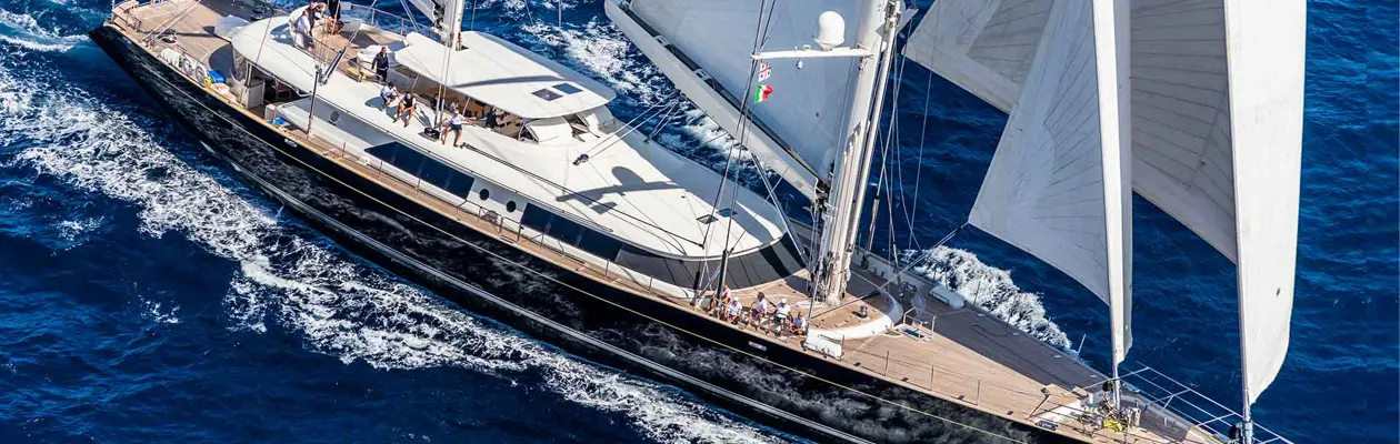 Il refit del 56m Perini Navi SY CAOZ 14