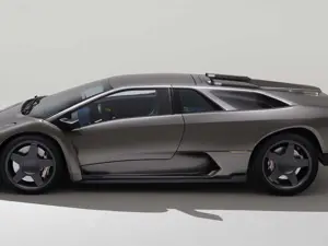 Eccentrica, il "restomod" basato sulla Diablo degli anni '90