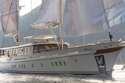 Simena: il superyacht a vela di Ares Yachts