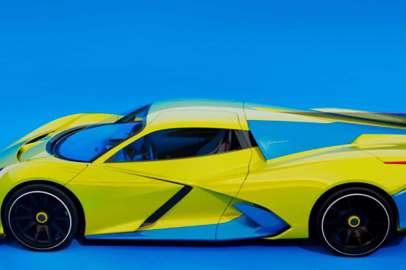 Automobili Estrema: la prima hypercar Fulminea con livrea giallo blu