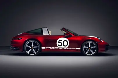 Porsche presenta il suo primo modello Heritage Design per collezionisti