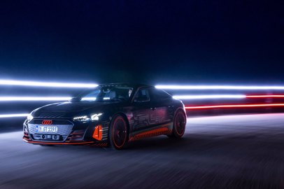 Nuova Audi e-tron GT a zero emissioni e Lucas di Grassi: tecnologia da Formula E