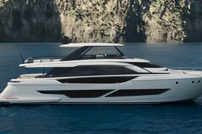 Ferretti Yachts 860: uno yacht al di sopra degli standard