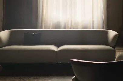 Materialità e artigianalità nel design di Bentley Home