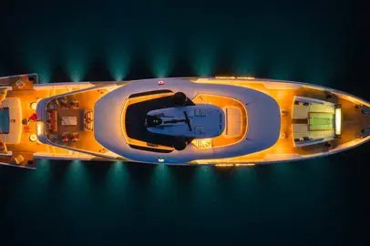 A bordo del superyacht Acqua Chiara di Columbus Yachts