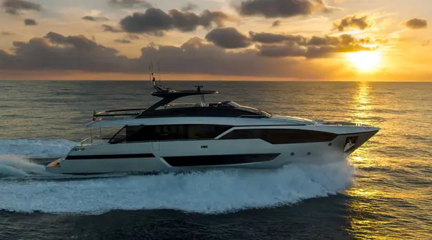 Riva 96’ Argo Super e Riva 56’ Rivale Super protagonisti ai saloni nautici di Cannes e Genova
