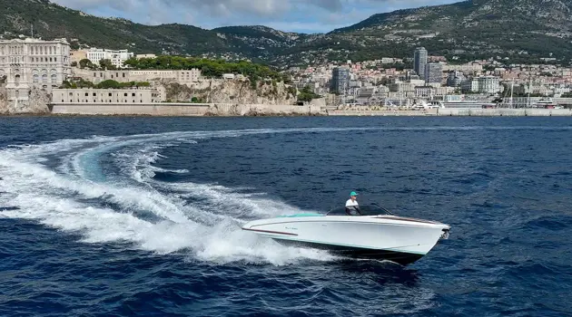 El-Iseo di Riva, elegante full electric