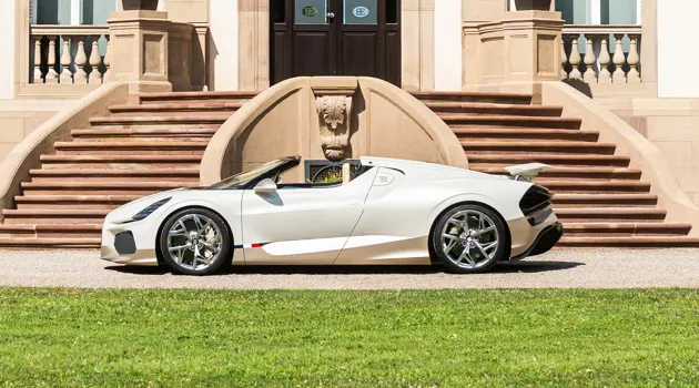 Bugatti W16 Mistral, l’ultimo esemplare chiude l’era del motore W16