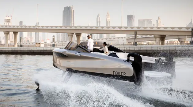 Foiler: design intelligente per momenti speciali a bordo