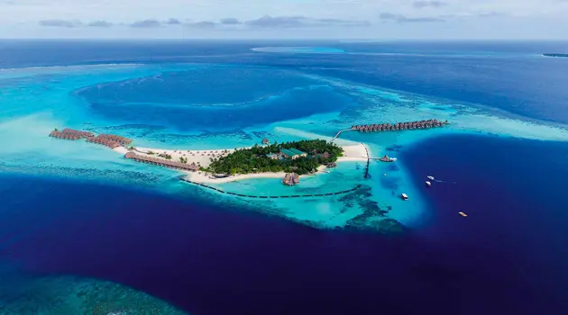 Nell'atollo di Ari Sud, l'isola nel cuore blu delle Maldive