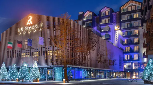 L'iconico hotel 5 stelle Le Massif a Courmayeur