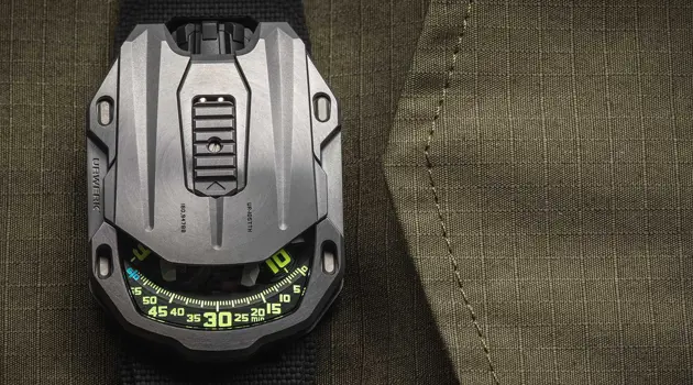 L'orologio UR-105 TTH Tantalum Hull di Urwerk