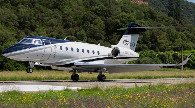Gulfstream G280 autorizzato per voli presso l'aeroporto di Saint-Tropez