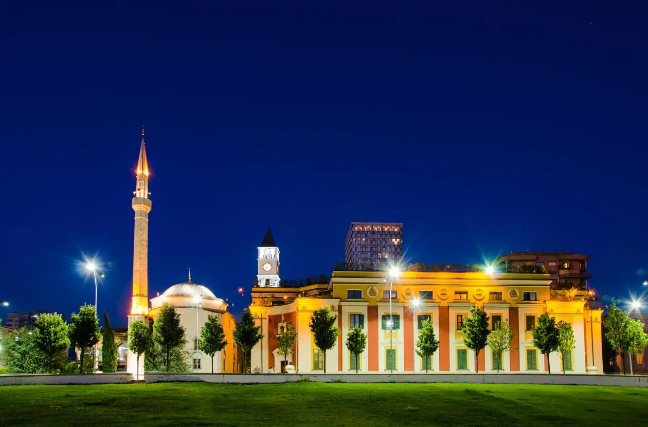 La Moschea Etem Bei. Foto: Sisterscom.com, Shutterstock