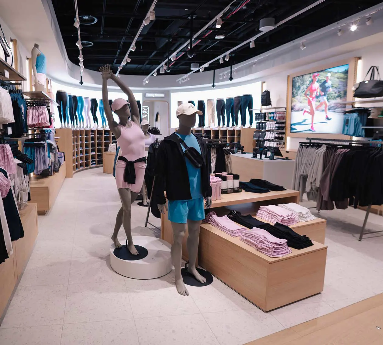 Negozio Lululemon a Londra Heathrow Copyright © Heathrow Airports Limited