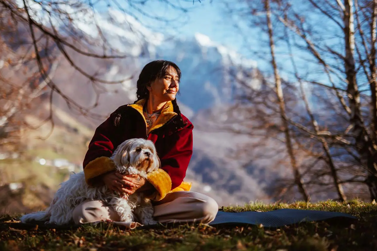 Selene Calloni Williams con il suo cane Aki Foto: Copyright © Selene Calloni Williams