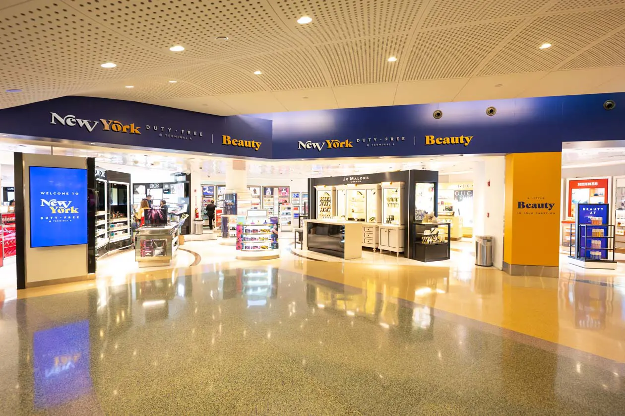 Terminal 4 del JFK Airport di New York - Duty Free Beauty Foto: Copyright © Ufficio Stampa Gruppo daa