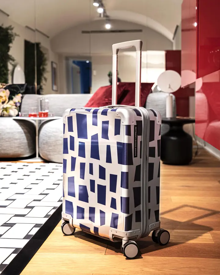 Ciak Roncato trolley by Cappellini. Valigia Decoro.