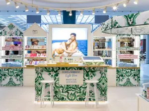 Dolce&Gabbana Beauty a Parigi CDG