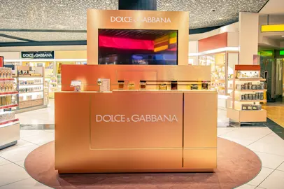 The One in tour negli aeroporti premium internazionali