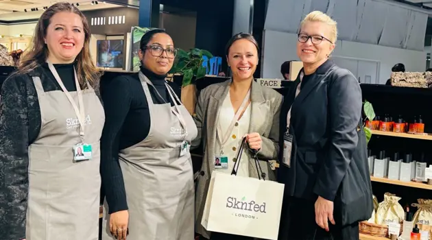 Sknfed debutta a London Gatwick