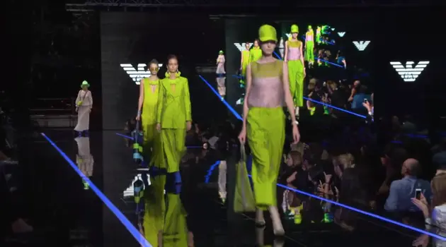 Shopping in aeroporto: Armani