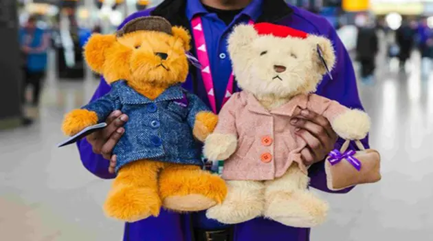 A Heathrow arrivano gli orsetti Doris ed Edward