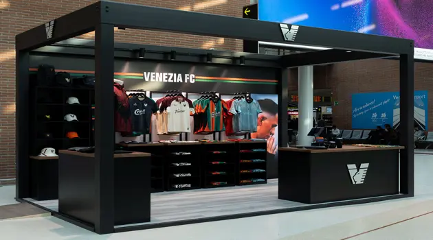 Venezia FC apre un nuovo store all’aeroporto Marco Polo