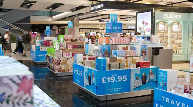 Heathrow rilancia “Redefine Your Beauty” con Avolta