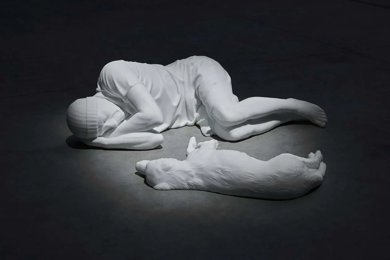 Breath di Maurizio Cattelan